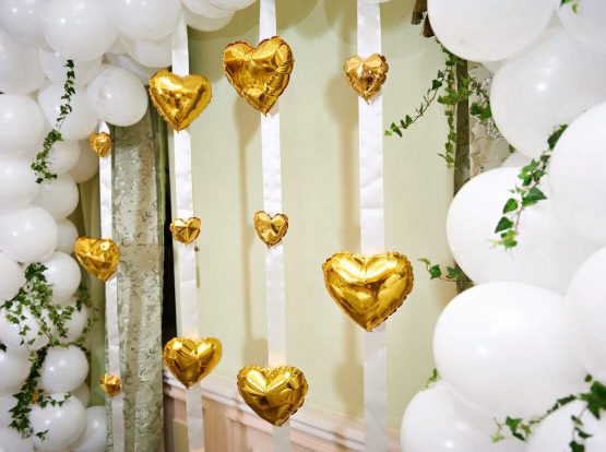 wedding balloons seattle